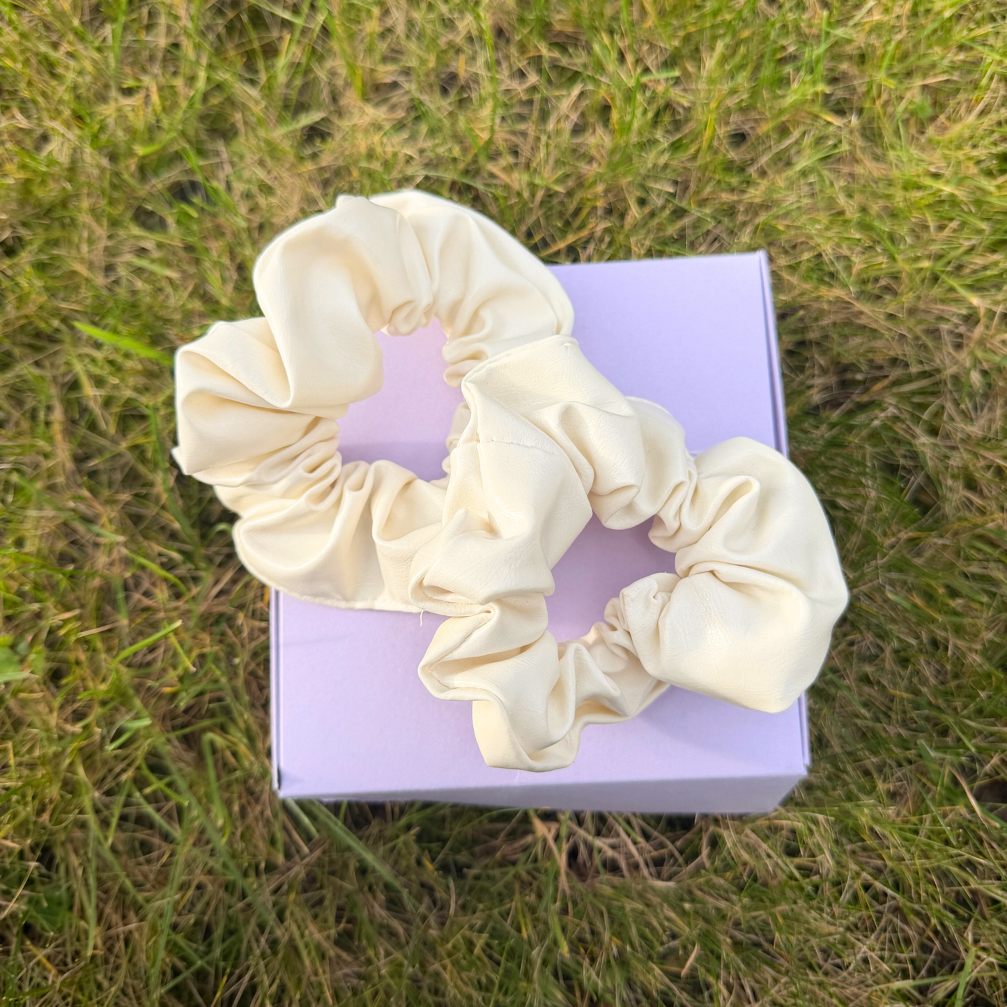 Plaukų gumelė „Frost Kiss“